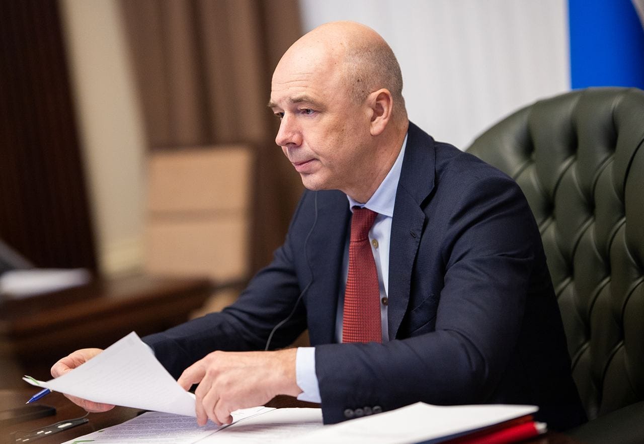 Минфин предложил правительству повысить налоги в России почти для всех, кроме участников войны